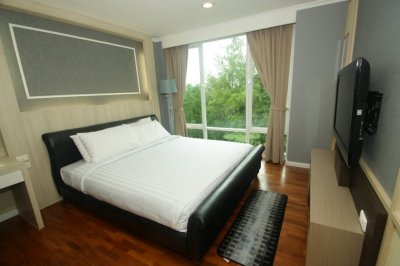 Hua Hin Baan Sanploen in the city at the beach