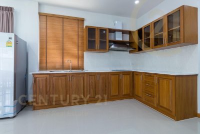 Rest Ville new built villas near city Hua Hin