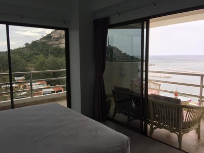 Hua Hin Bluewave Beach Resort 127 sqm 2 bed at the beach Takiab Beach
