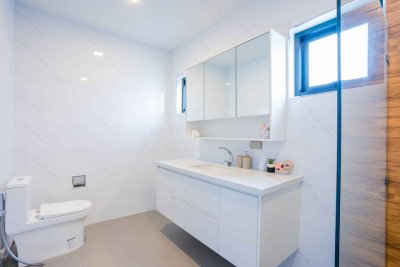 Brand new luxury pool villa in Hin Lek Fai soi 70 Hua Hin