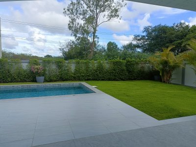 🔥H😊t Deal🔥🔥 Brand New Luxury
Pool Villa
🔥
7.9 Million Baht @ Hua Hin , 🇹🇭 (Ready to Move in)