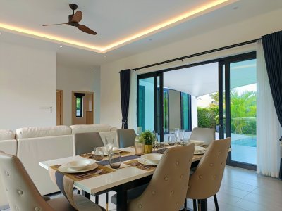 🔥H😊t Deal🔥🔥 Brand New Luxury
Pool Villa
🔥
7.9 Million Baht @ Hua Hin , 🇹🇭 (Ready to Move in)
