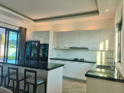 🔥H😊t Deal🔥🔥Brand New Luxury Pool Villa in Black Mountain
8,500,000 Baht 🔥@ Hua Hin ,Thailand 🇹🇭 (Ready to move in )