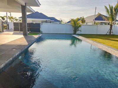 🔥H😊t Deal🔥🔥Brand New Luxury Pool Villa in Black Mountain
10,500,000 Baht 🔥@ Hua Hin ,Thailand 🇹🇭
(Ready to move in )