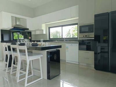 H😊t
Deal🔥🔥Brand New Luxury Pool Villa
11,900,000 Baht Hin Lek Fai @ Hua Hin , 🇹🇭