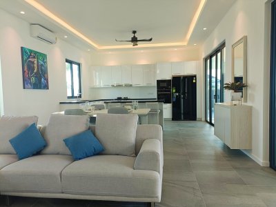 🔥H😊t Deal🔥🔥Brand New Luxury Pool Villa in Black Mountain
10,500,000 Baht 🔥@ Hua Hin ,Thailand 🇹🇭
(Ready to move in )
