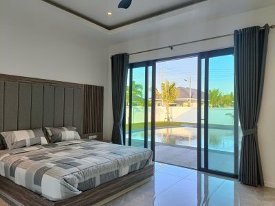 🔥H😊t Deal🔥🔥Brand New Luxury Pool Villa in Black Mountain
8,500,000 Baht 🔥@ Hua Hin ,Thailand 🇹🇭 (Ready to move in )