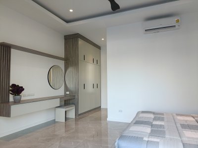 🔥H😊t Deal🔥🔥Brand New Luxury Pool Villa in Black Mountain
8,500,000 Baht 🔥@ Hua Hin ,Thailand 🇹🇭 (Ready to move in )