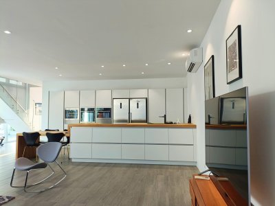 🔥H😊t
Deal🔥🔥 Beautiful Luxury Pool Villa north Hua Hin
16,000,000 Baht 🔥@,Thailand 🇹🇭 (Ready to move in )