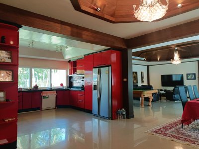 Luxury big pool villa in Palm Hills golf resort Hua Hin