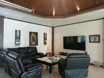 Luxury big pool villa in Palm Hills golf resort Hua Hin