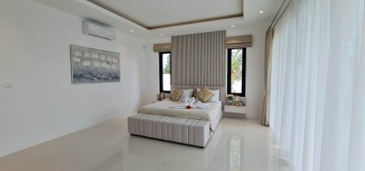 Luxury brand new pool villa north Hua Hin near Palm Hills Ready to move in