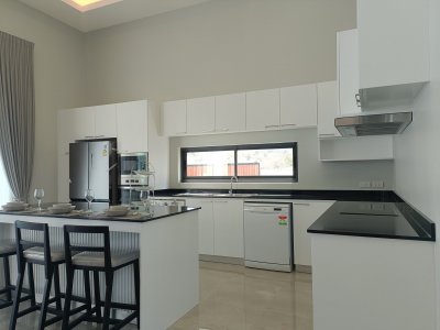 🔥 H😊t
Deal 🔥🔥Brand New Luxury Pool Villa @ Hua Hin , 🇹🇭 (Ready to Move in)