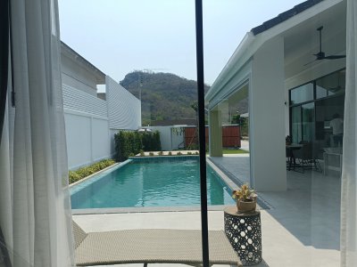 🔥 H😊t
Deal 🔥🔥Brand New Luxury Pool Villa @ Hua Hin , 🇹🇭 (Ready to Move in)