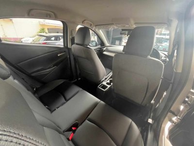 Mazda 2 sport 1,3 C Automatic 2023 leather gps back camera