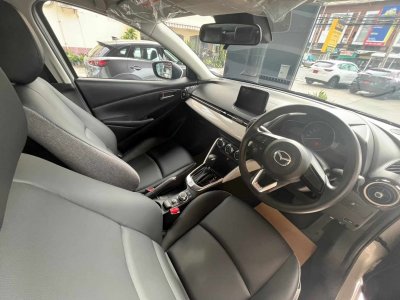 Mazda 2 sport 1,3 C Automatic 2023 leather gps back camera