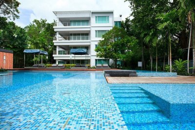 Hua Hin Baan Sandao downtown at the beach