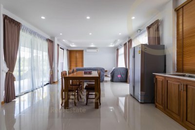 Rest Ville new built villas near city Hua Hin
