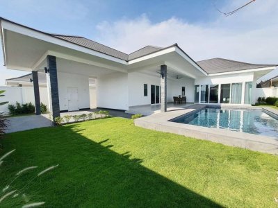 Luxury brand new 3 Bedroom Pool Villas soi 112 Hua Hin