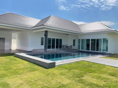Luxury brand new 3 Bedroom Pool Villas soi 112 Hua Hin