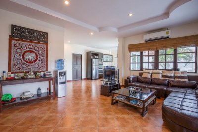 Orchid Paradise Homes OPV31 pool villa near city
Hua Hin