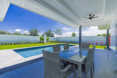 Luxury brand new 3 Bedroom Pool Villas soi 112 Hua Hin