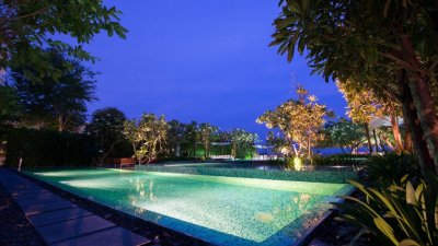 Hua Hin Baan Sandao downtown at the beach