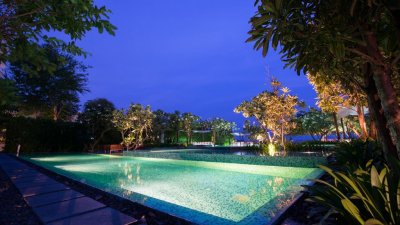 Hua Hin Baan Sandao downtown at the beach