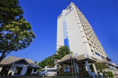 Blue Wave Hua Hin Apartment at Khao Takiab Beach