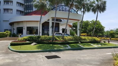 V. I. P. Condochain Cha-Am 119 sq m 24 floor