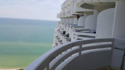 V. I. P. Condochain Cha-Am 119 sq m 24 floor