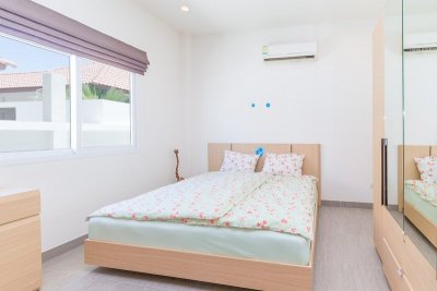 Orchid Paradise Homes OPV04 pool villa near city Hua Hin