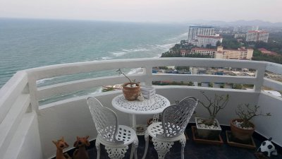 V. I. P. Condochain Cha-Am 119 sq m 24 floor