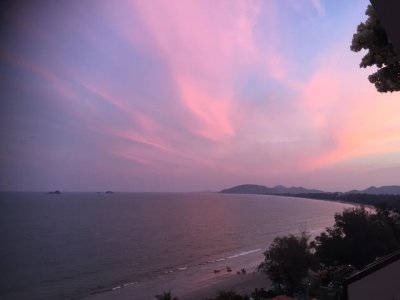 Hua Hin Bluewave Beach Resort 127 sqm 2 bed at the beach Takiab Beach
