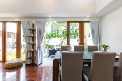 Pranburi/Hua Hin privat pool villa pak nam pran 330 kvm vid stranden