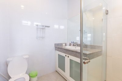 Orchid Paradise Homes OPV22 pool villa near city Hua Hin