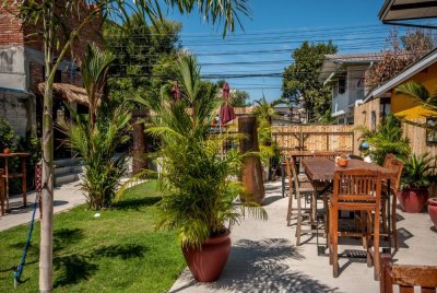 Close to Beach Popular Bar Restaurant in Khao Takiab Hua Hin