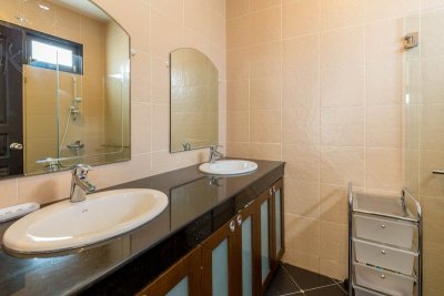 Nice pool villa 20 Orchid close to downtown Hua Hin