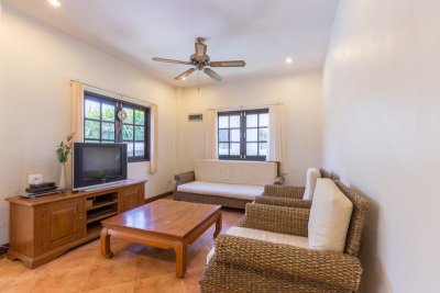 Orchid Paradise Homes OPV02 pool villa near city Hua Hin