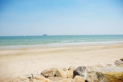 Hua Hin Chelona Khao Tao at the beach