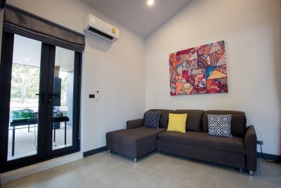 Sanctuary Lake Hua Hin Luxury brand new pool villas near to Banyan Golf Clubs soi 112