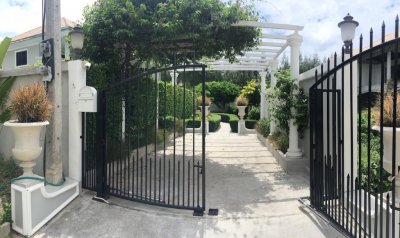 Luxury pool villa south Hua Hin 275 sqm