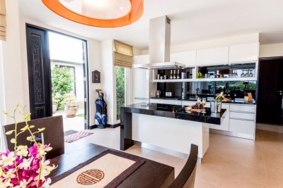 The Spirit 2 Fantastic Pool Villas with 5 Bedrooms & Sea Views & Very Large Infinity Edge Pool