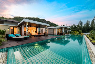 The Spirit 2 Fantastic Pool Villas with 5 Bedrooms & Sea Views & Very Large Infinity Edge Pool