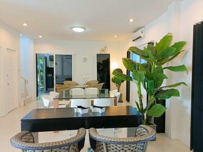 SOLD Bargain Big pool villa 4 bed near Palm Hills north Hua Hin
