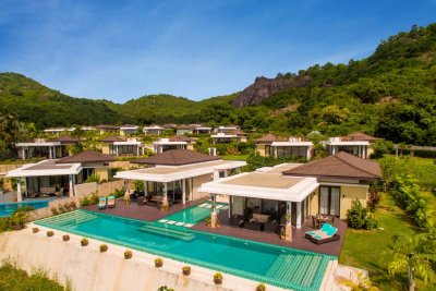 The Spirit 2 Fantastic Pool Villas with 5 Bedrooms & Sea Views & Very Large Infinity Edge Pool