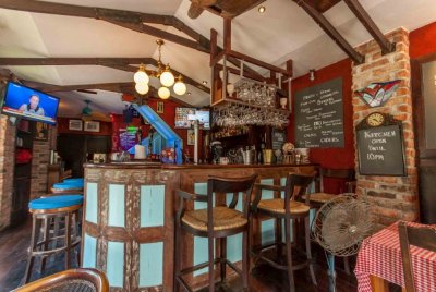 Close to Beach Popular Bar Restaurant in Khao Takiab Hua Hin