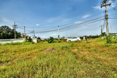 Great Land Plot at the end of a row of large Luxury Homes with lovely Westerly Views Hua Hin