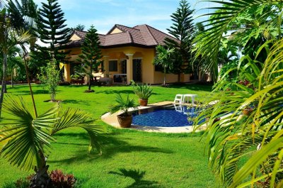 Large pool villa in the wonderful area between Pranburi and Hua Hin