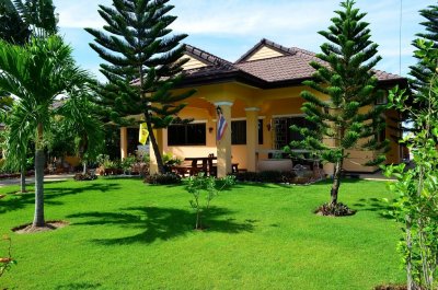 Large pool villa in the wonderful area between Pranburi and Hua Hin